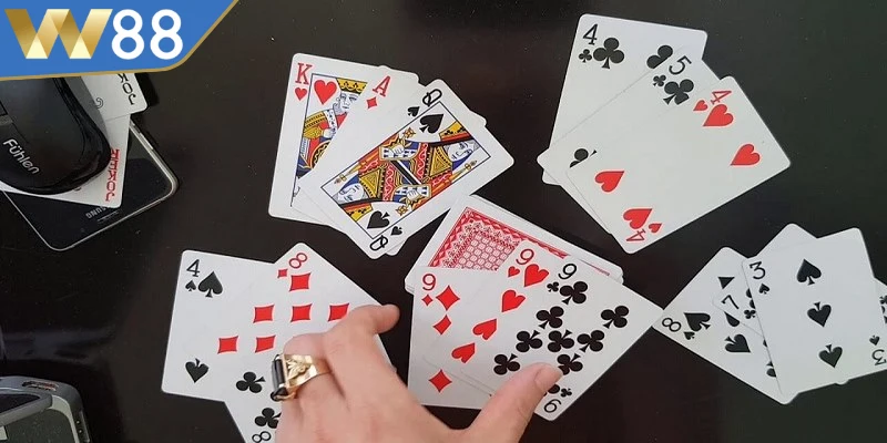 Poker 3 Lá Là Gì? Chinh Phục Đỉnh Cao Trí Tuệ Mỗi Ngày 5 Luật chuẩn trong game Poker 3 lá kịch tính và vô cùng đơn giản